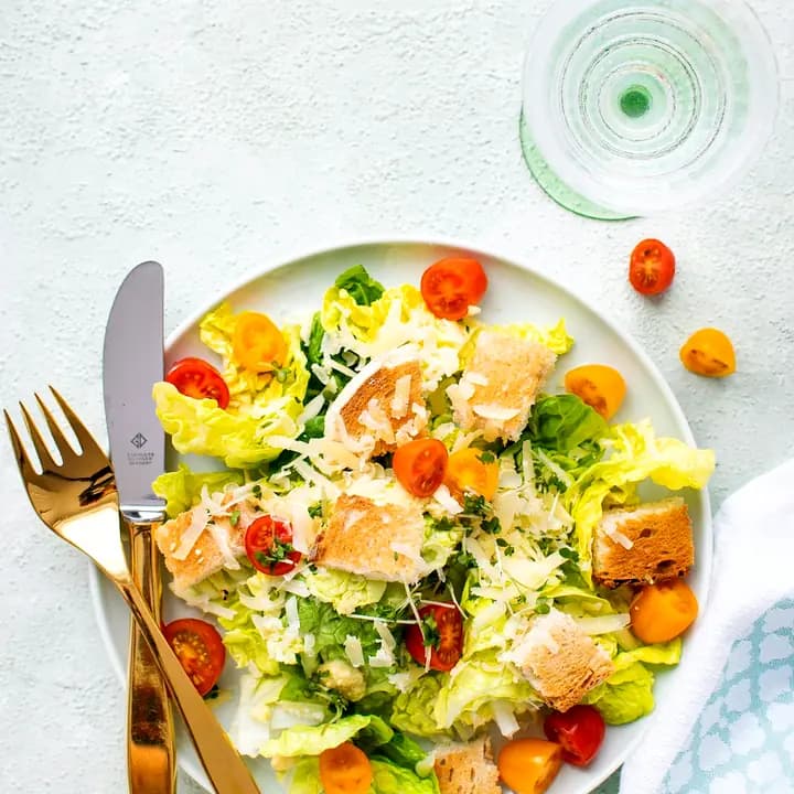 Akdeniz Salata